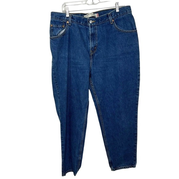 Levi's Denim - LEVIS Womens Medium Wash Classic Relaxed Tapered 550 Fit Size 18 Short